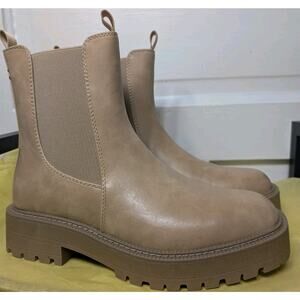 Dream Pairs Women's Chelsea Boots Vegan Tan Pull On Size 9.5
